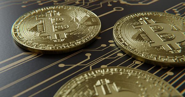 13% за сутки! Курс биткоина резко упал Криптовалюта Біткоін