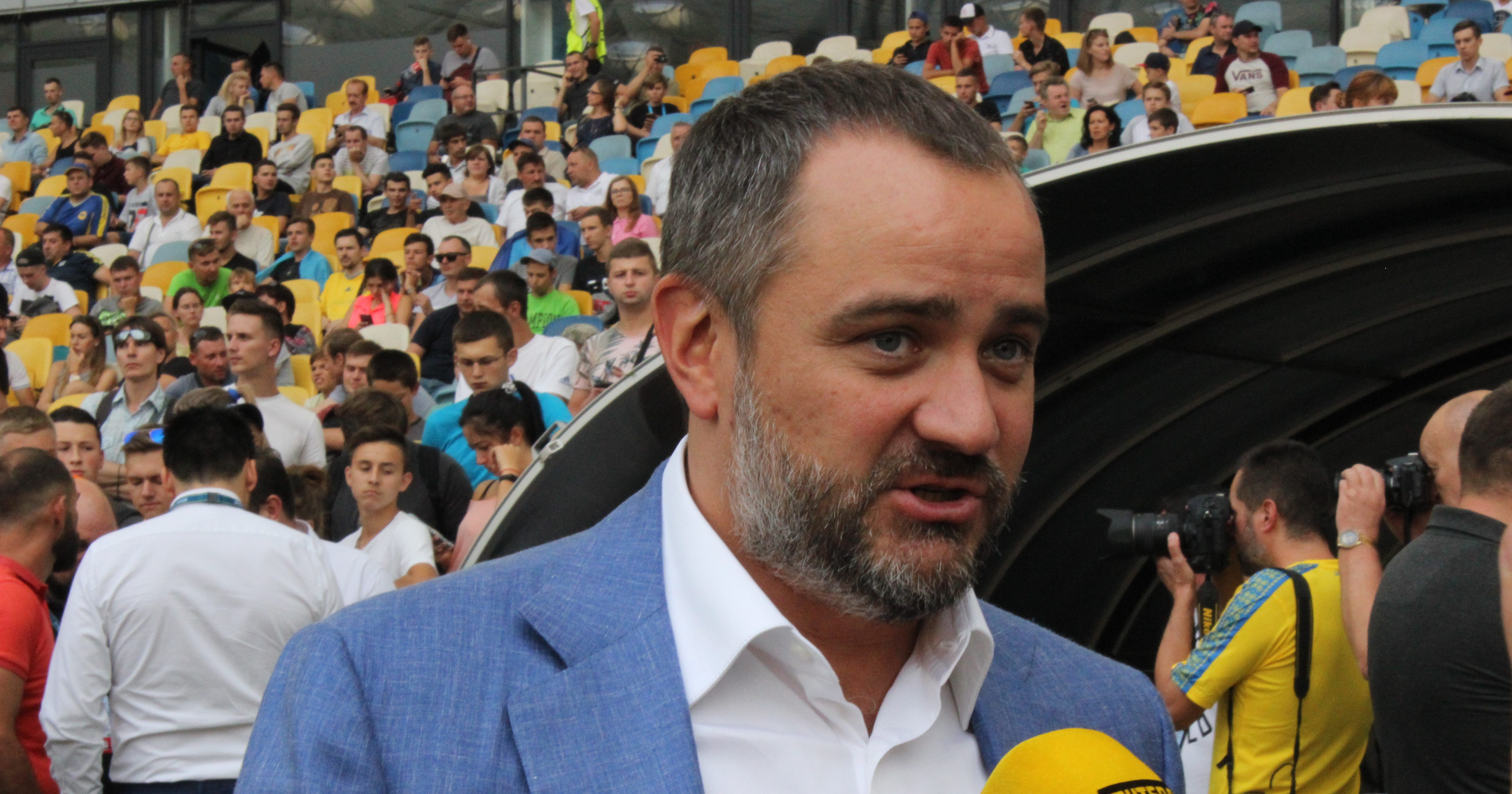 Павелко заплатил штраф за фанатов сборной Украины в Чехии