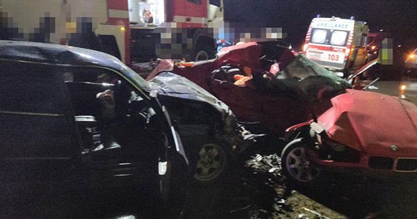 Смертельное ДТП под Одессой: тела погибших вырезали из авто На Одещині зіткнулися два BMW: тіла загиблих вирізали з авто
