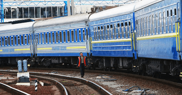 Українська промисловість уповільнює темпи зростання через проблеми на УЗ