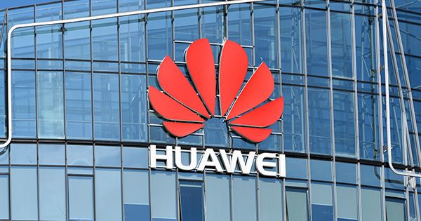 Huawei выпустит складной смартфон в 2019 году Huawei