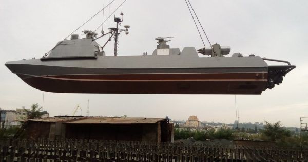 В Украине показали новейшие штурмовые катера Кентавр