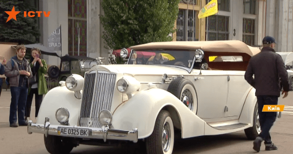 Виграй авто! На ВДНГ проходить виставка OldCarLand з призами