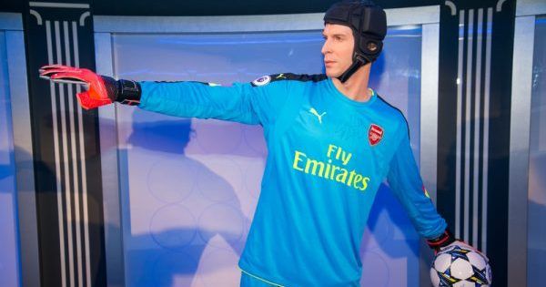Гокіпер Чех потролив творців FIFA 19 і отримав нову зовнішність