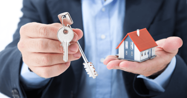 Шахраї чи продавці? Вся правда про ріелторів