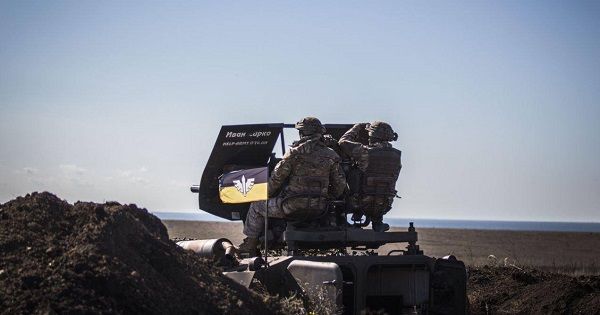 ООС: враг атаковал возле Песков и понес потери