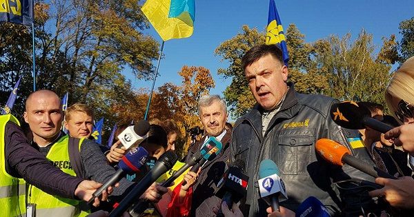 Тягнибок пропонує Кошулинського як єдиного кандидата в президенти від націоналістичних сил