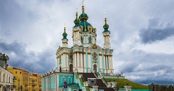 Порошенко внес законопроект о передаче Андреевской церкви Вселенскому патриарху
