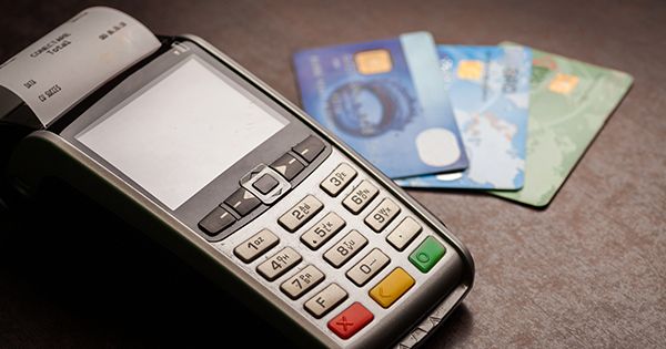 На Укрпочте теперь можно рассчитаться карточкой