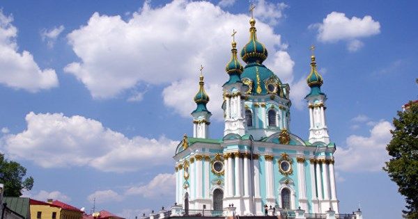 Андріївська церква: як змінилась після реставрації та хто ходитиме після передачі Константинополю