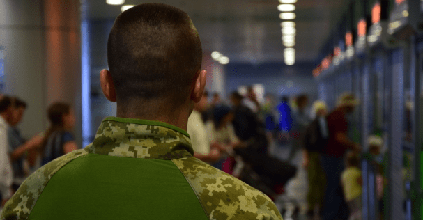 Розшукував Інтерпол: у Києві затримали двох іноземців