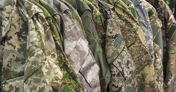 Заборона на носіння камуфляжу і військової форми: як покарають порушників