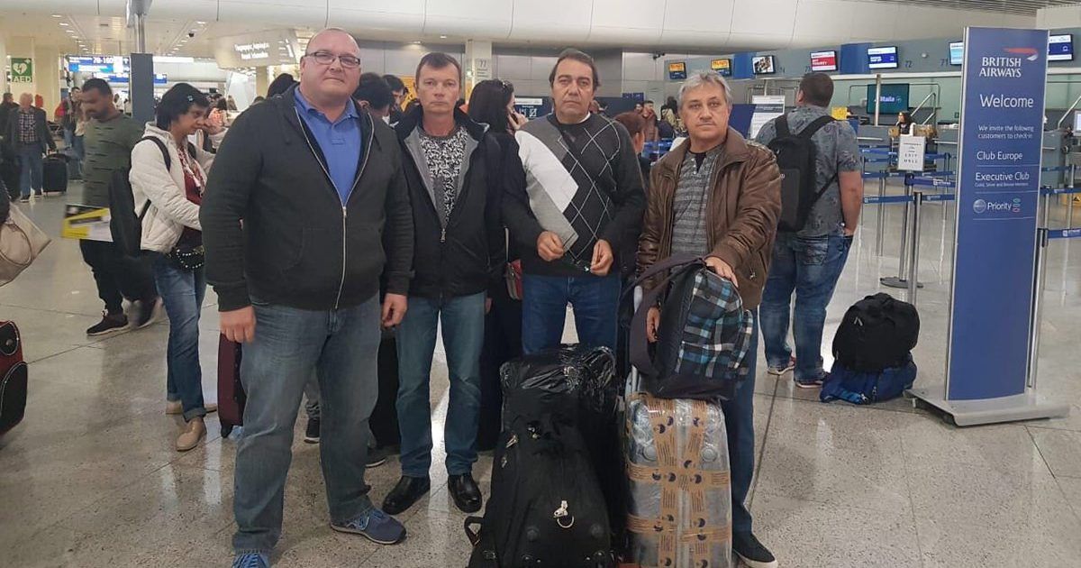 В Україну повернулися моряки із затриманого судна Mekong Spirit Українські моряки