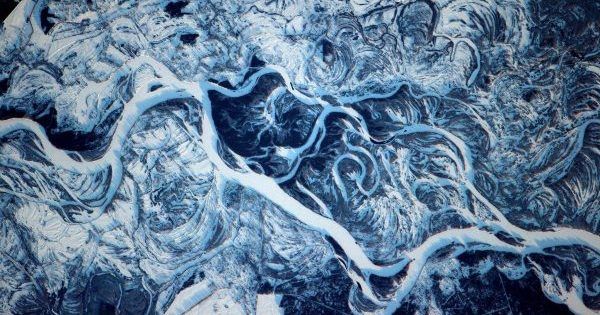 NASA показало засніжений Дніпро з космосу