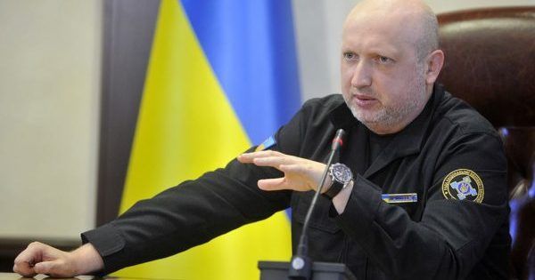 Турчинов грозит наказать организаторов