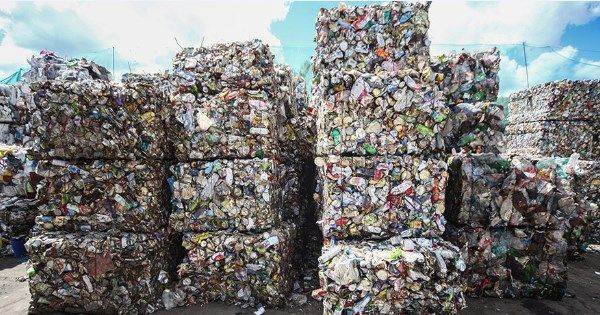 Переробка сміття в Україні: чому не діє Закон про відходи