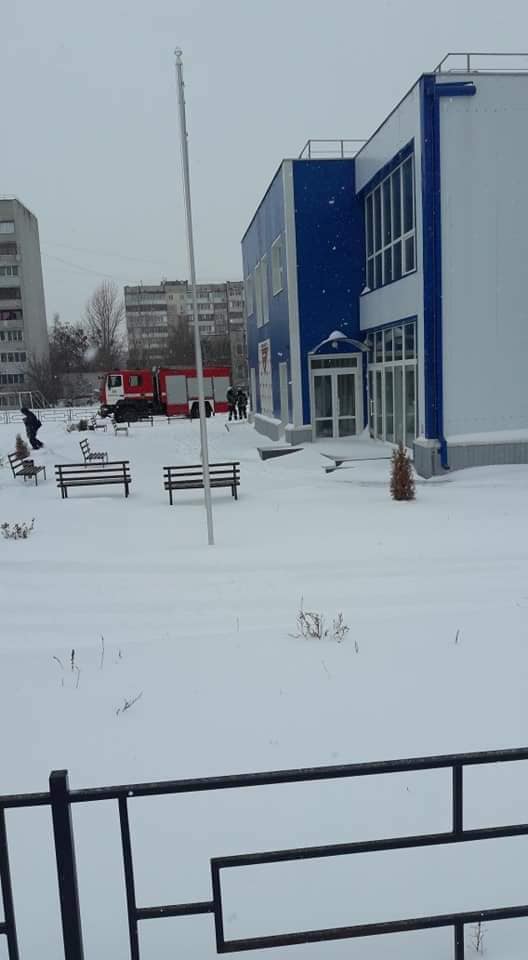 дах вишневе