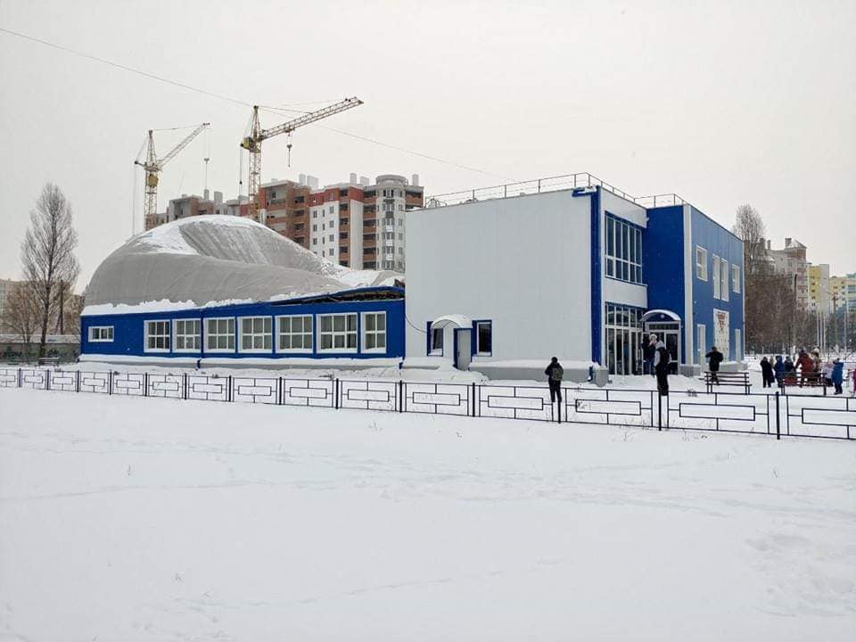школа вишневе