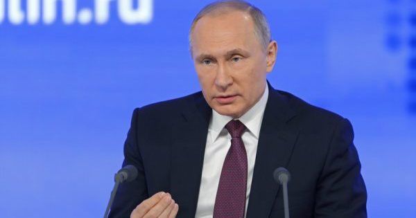 Заповіді вірності: у Єдиній Росії хочуть всіх змусити слухатися Путіна