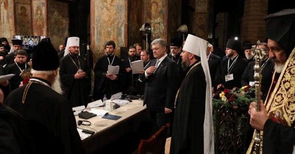 В Україні обрано голову об’єднаної церкви: реакція соцмереж