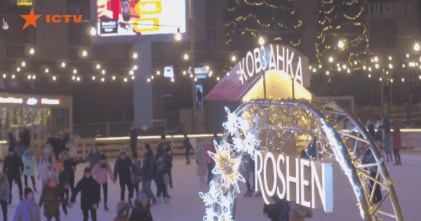 До 250 відвідувачів за сеанс! У Дніпрі відкрили безкоштовну ковзанку від Roshen