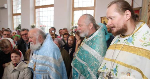 На Днепропетровщине священников уволили из-за перехода в ПЦУ