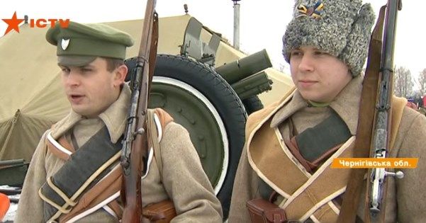 Экскурсии и реконструкция событий: как в Украине почтили память Героев Крут