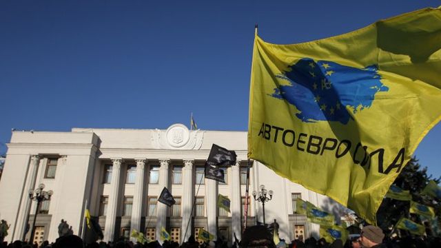 Льготная растаможка евроблях закончилась. АвтоЕвроСила готовит сюрприз