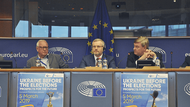 Олександр Вілкул представив в Європарламенті план відновлення миру в Україні
