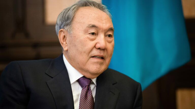 Нурсултан Назарбаєв