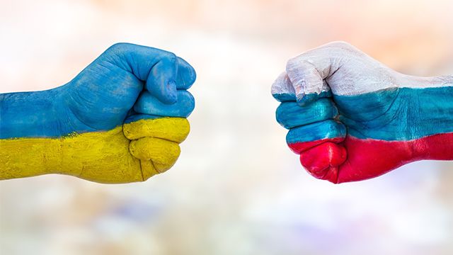 Російське громадянство для “ДНР” та “ЛНР”: чим це загрожує для України