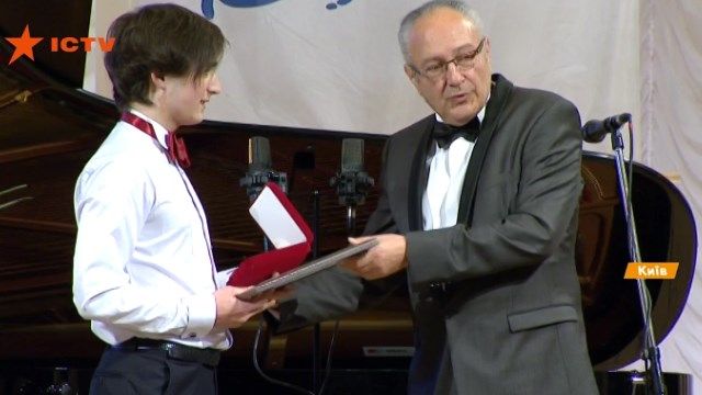 Українці здобули золото та срібло на престижному фестивалі піаністів