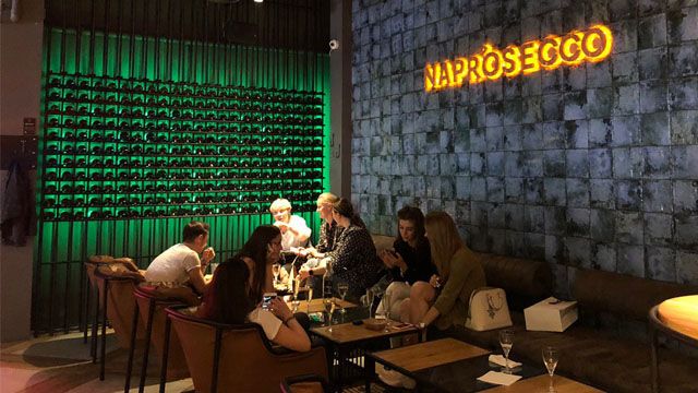 Naprosecco. Oyster & Co: лангустини, вино та устриці по 33 грн – Ситий в7