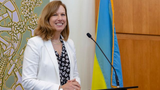 крістіана квін