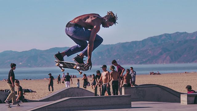 Скейтбординг