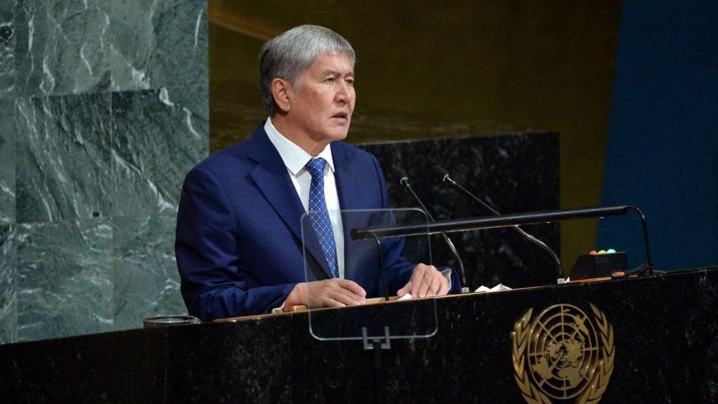 Алмазбек Атамбаєв