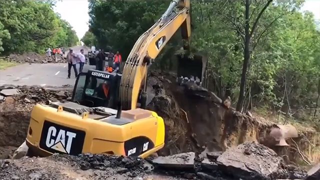 Отремонтирована размытая непогодой дорога в Затоку и Каролино-Бугаз