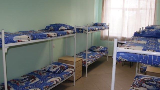 Просроченные огнетушители и комнаты без окон: пожарная безопасность в хостелах Киева
