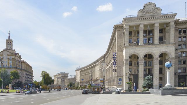В центре Киева на выходных ограничат движение транспорта