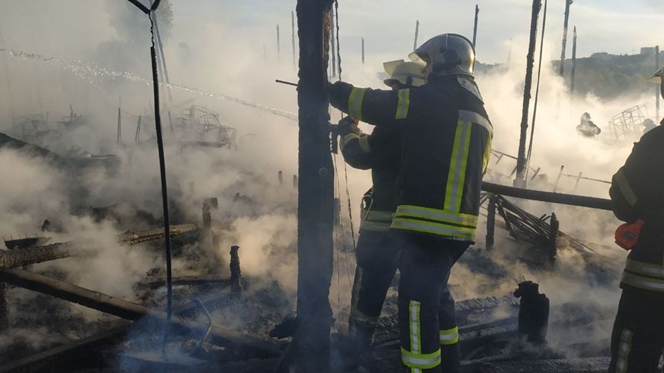 на Гідропарку згорів клуб