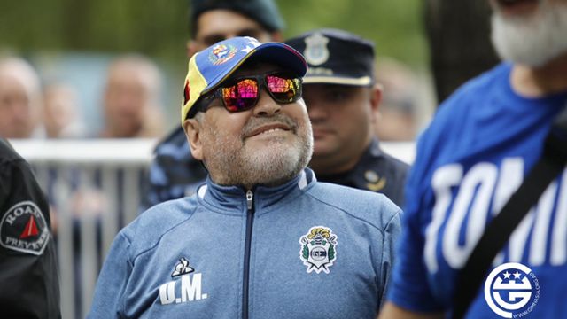 Диего Марадона