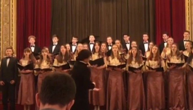 Хористи з Черкас вибороли срібну нагороду на конкурсі в Чехії