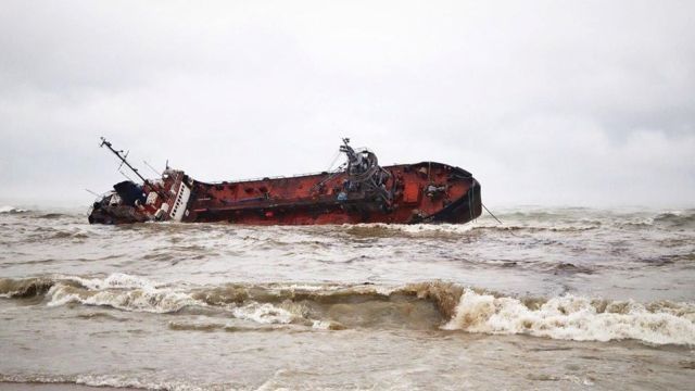 Авария танкера Делфи в Одессе