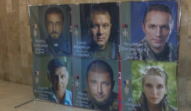 Бійці, волонтери, медики: у Харкові вручили ордени Народного Героя