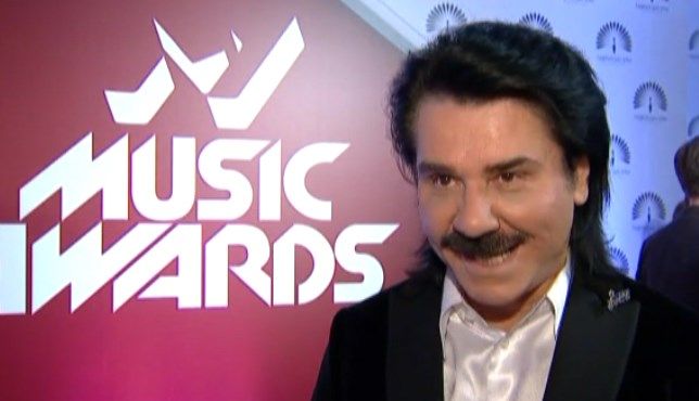 Червона доріжка та трирівнева сцена. Як пройшов M1 Music Awards