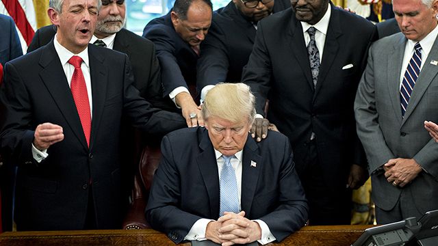 Імпічмент Трампа. Комітет з розвідки оголосить остаточний звіт – докази непереборні