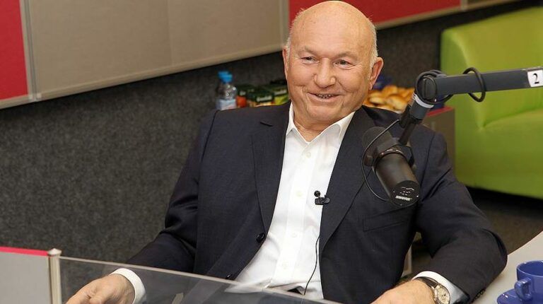 Юрій Лужков