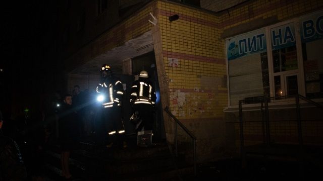 Пожар в общежитии НАУ в Киеве