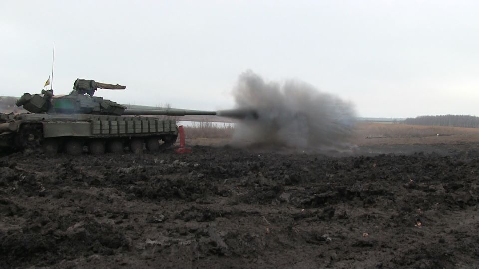 як танкісти на Донбасі вдосконалюють майстерність