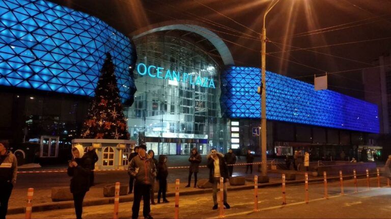 Аварія біля Оcean Plaza